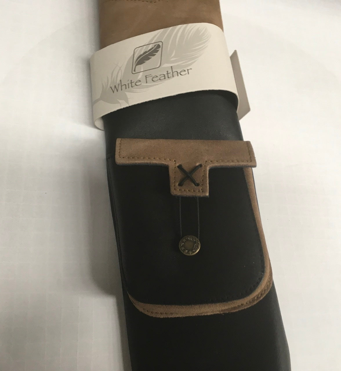 White Feather Back Quiver Earthquake