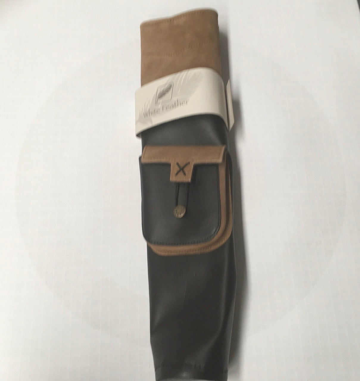 White Feather Back Quiver Earthquake