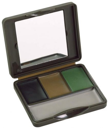 Camo makeup kit